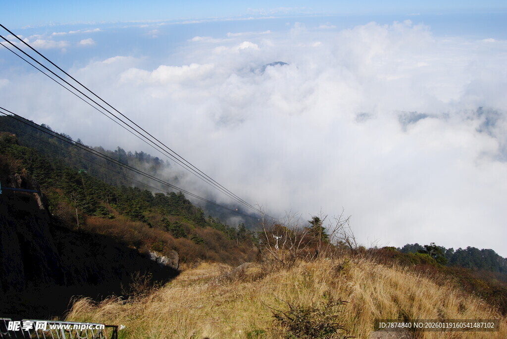 山间云海美景