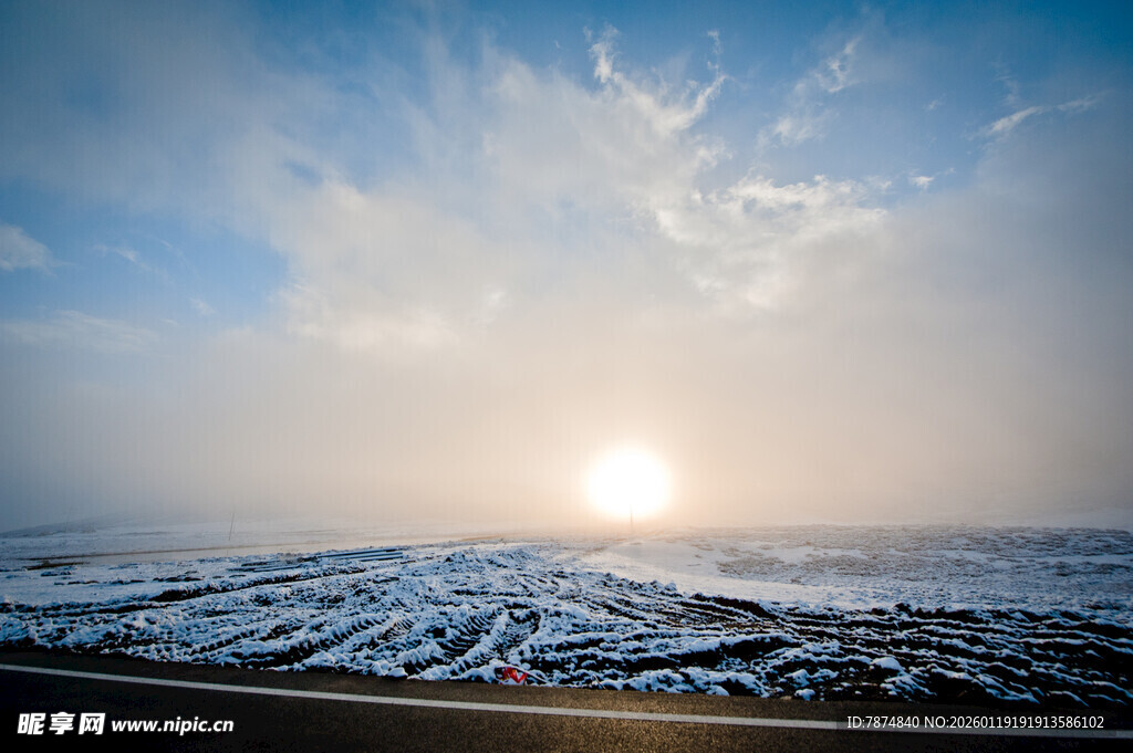 海边日出雪景壮丽景观