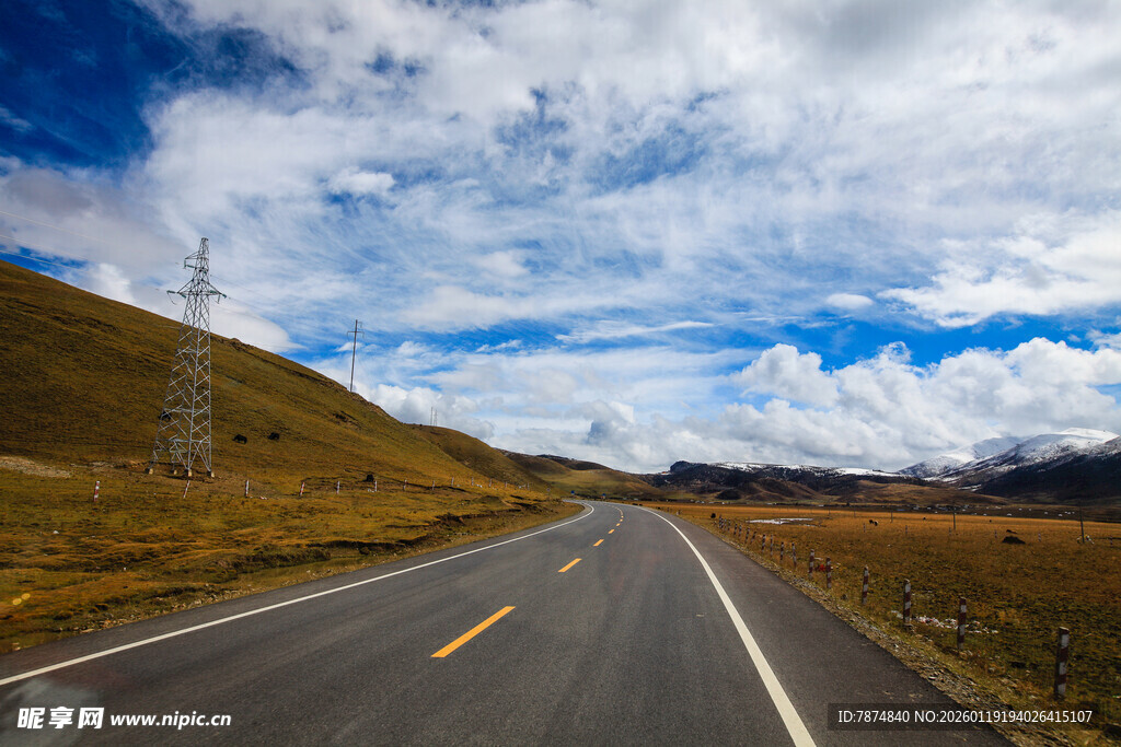 草原公路风景