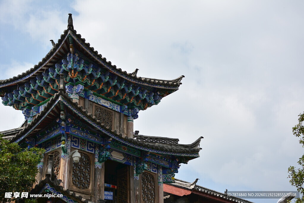 中式古建筑塔楼一角