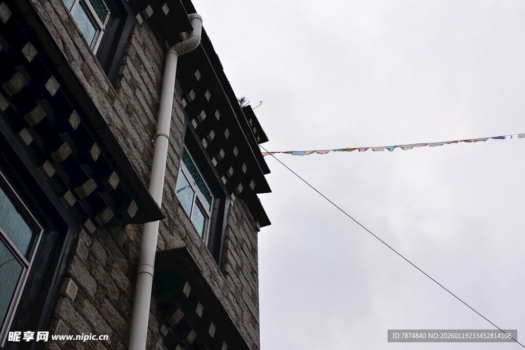 藏式建筑外观局部特写 稻城