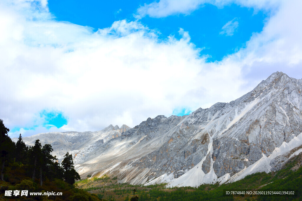 壮丽雪山美景 稻城