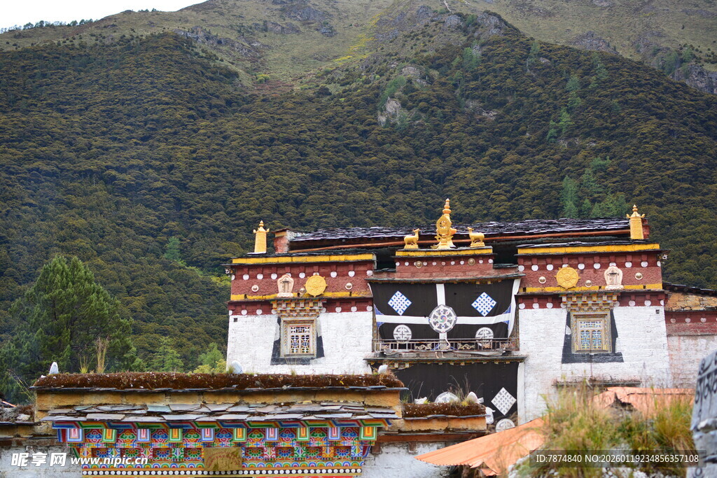 藏式寺庙建筑 山间美景 稻城