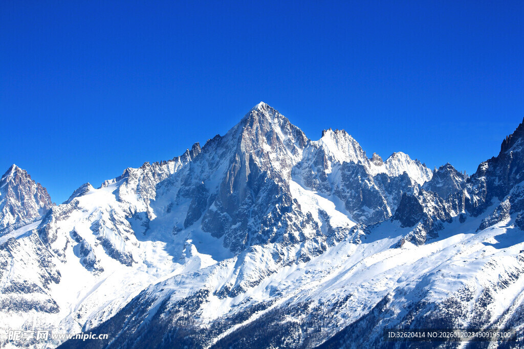 壮丽雪山美景