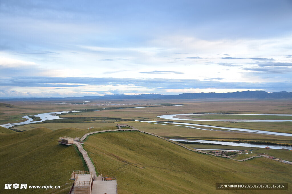 草原河流壮美风光