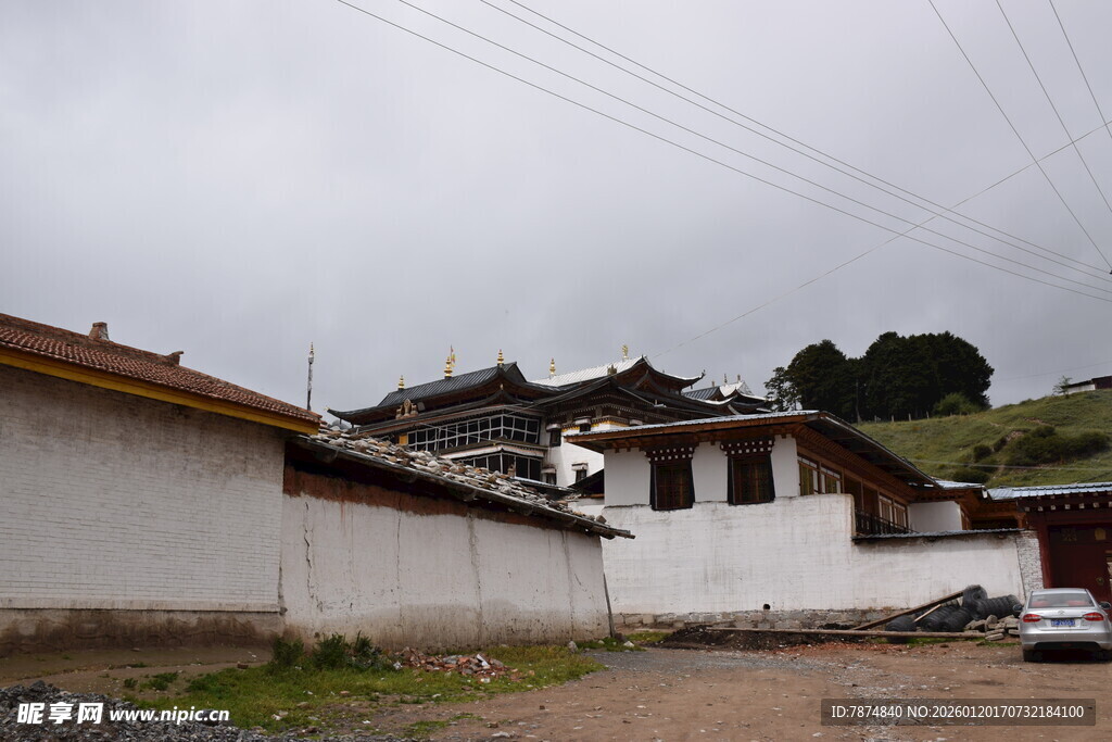 藏式村落景象