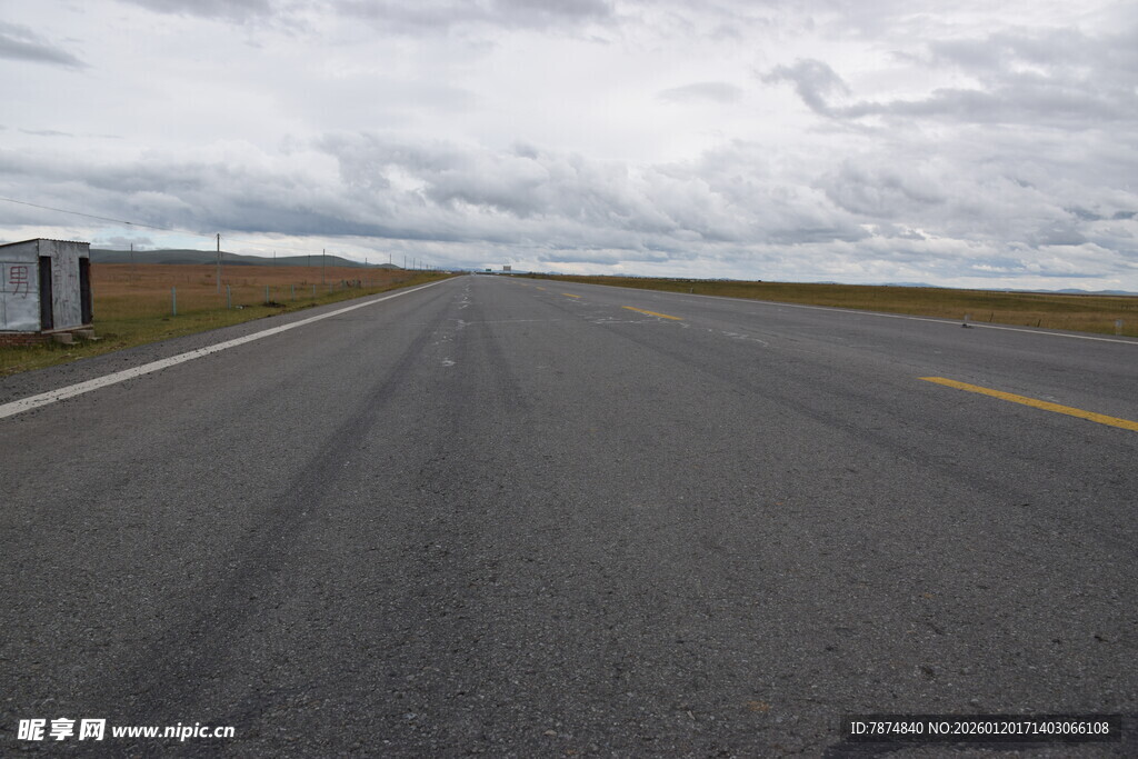 空旷公路 无尽远方