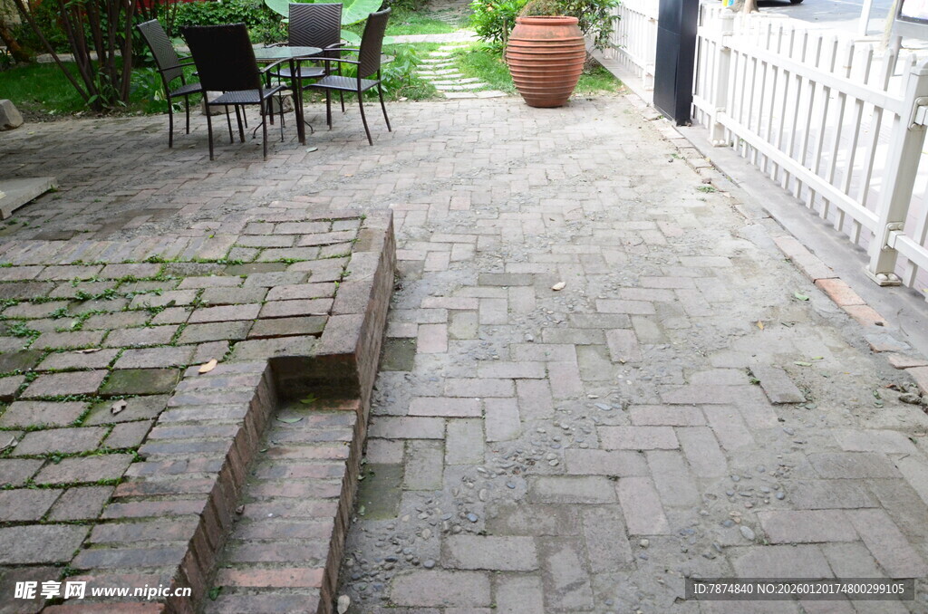 庭院砖石小径户外休闲区