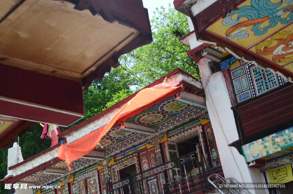 藏式建筑屋檐细节