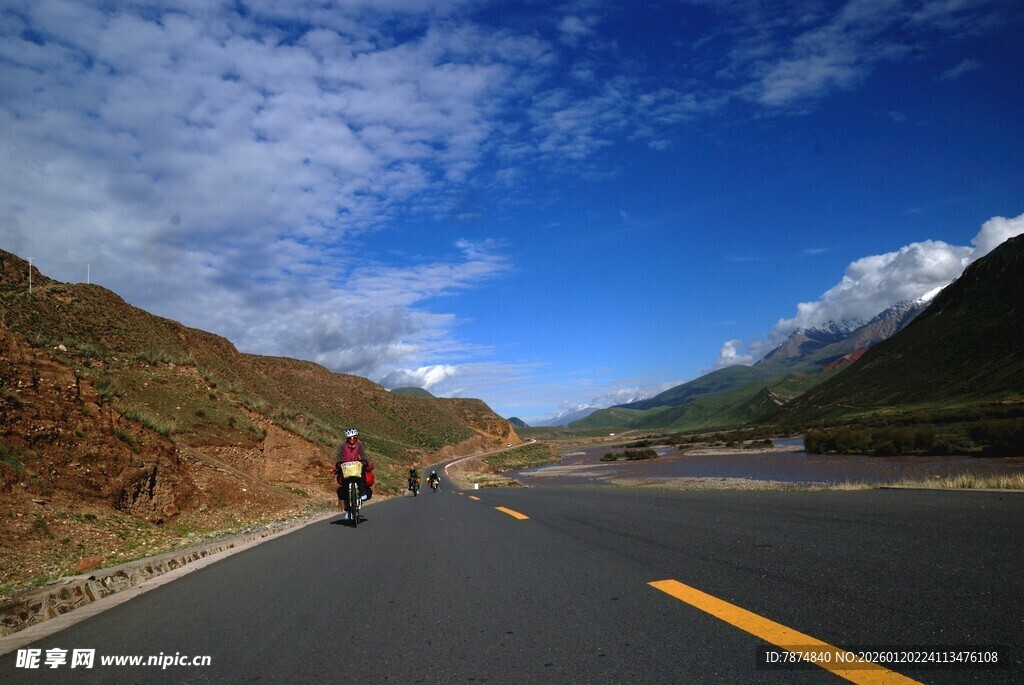 公路骑行 畅享山间好风光