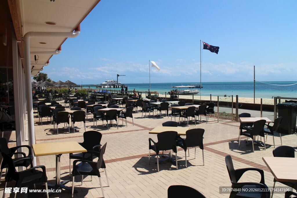 海边露天休闲餐饮区