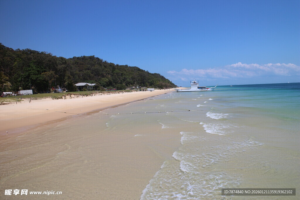 美丽海滨沙滩风景