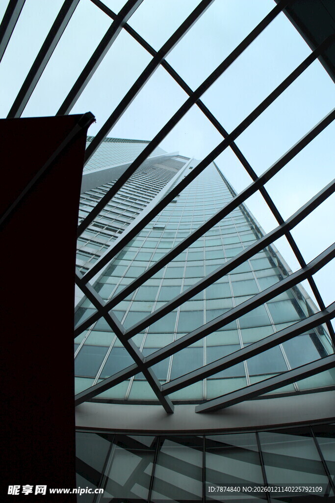 现代建筑玻璃穹顶景观
