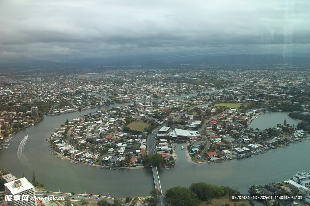 城市水域景观鸟瞰图