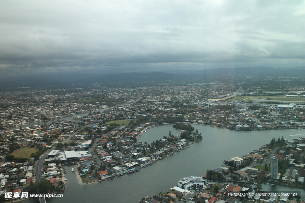 城市河流鸟瞰景观