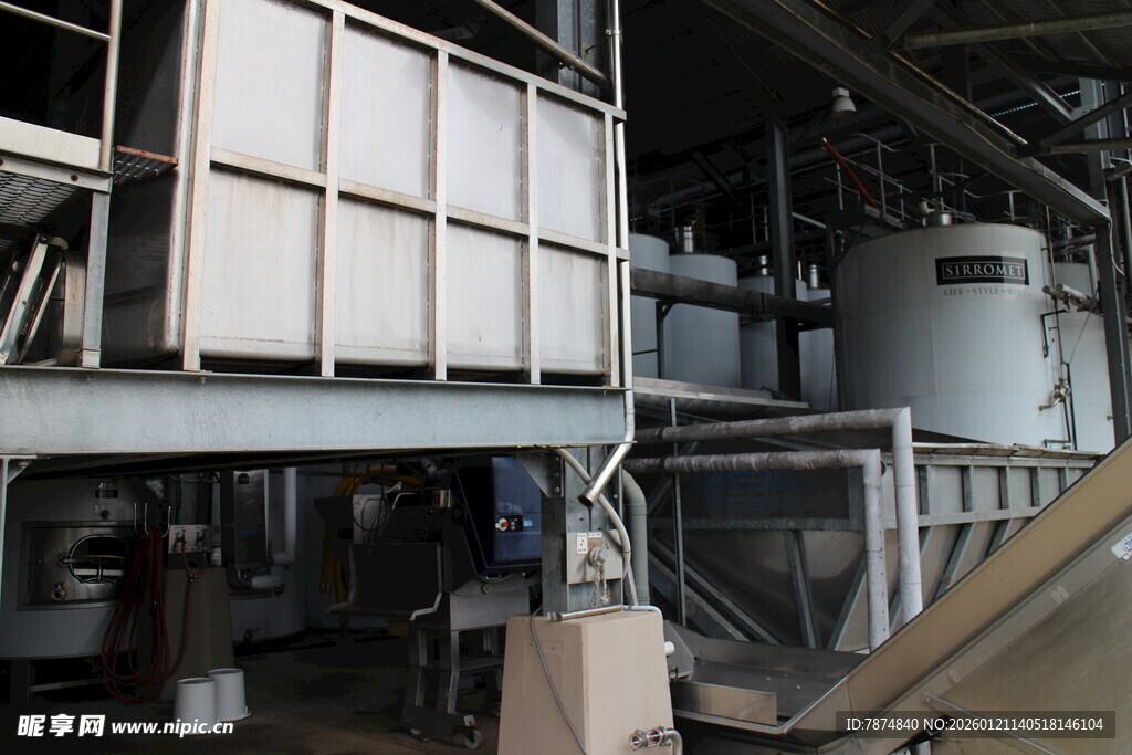 工厂内部工业设备场景