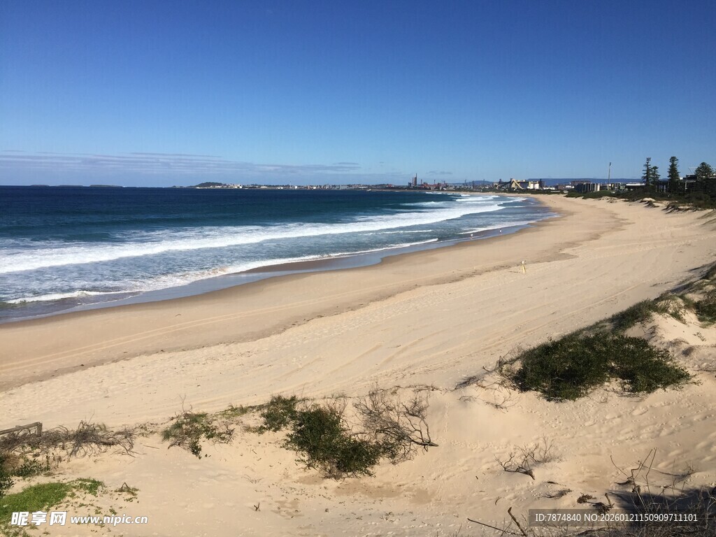 美丽海滨沙滩风景