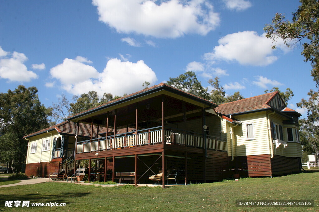 乡村两层住宅 风景宜人
