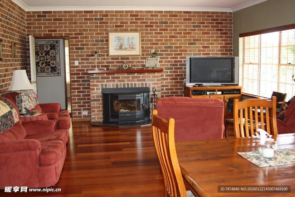 温馨复古风客厅家居景致