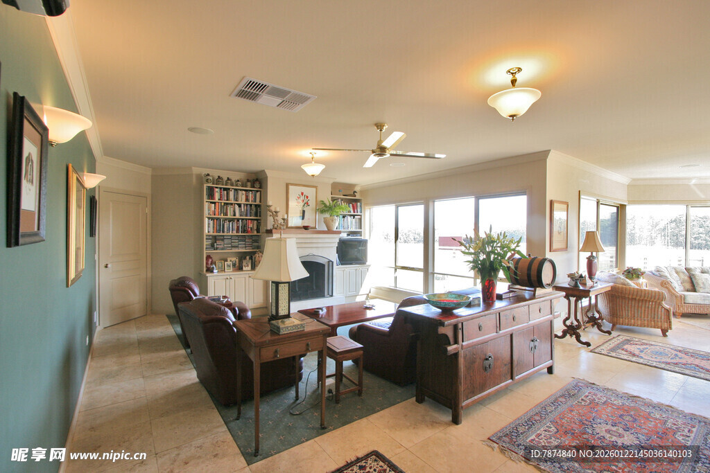 温馨舒适的家居客厅空间