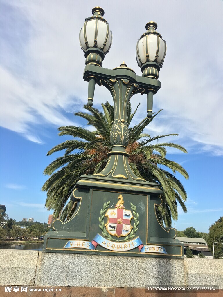 复古风格路灯装饰景观