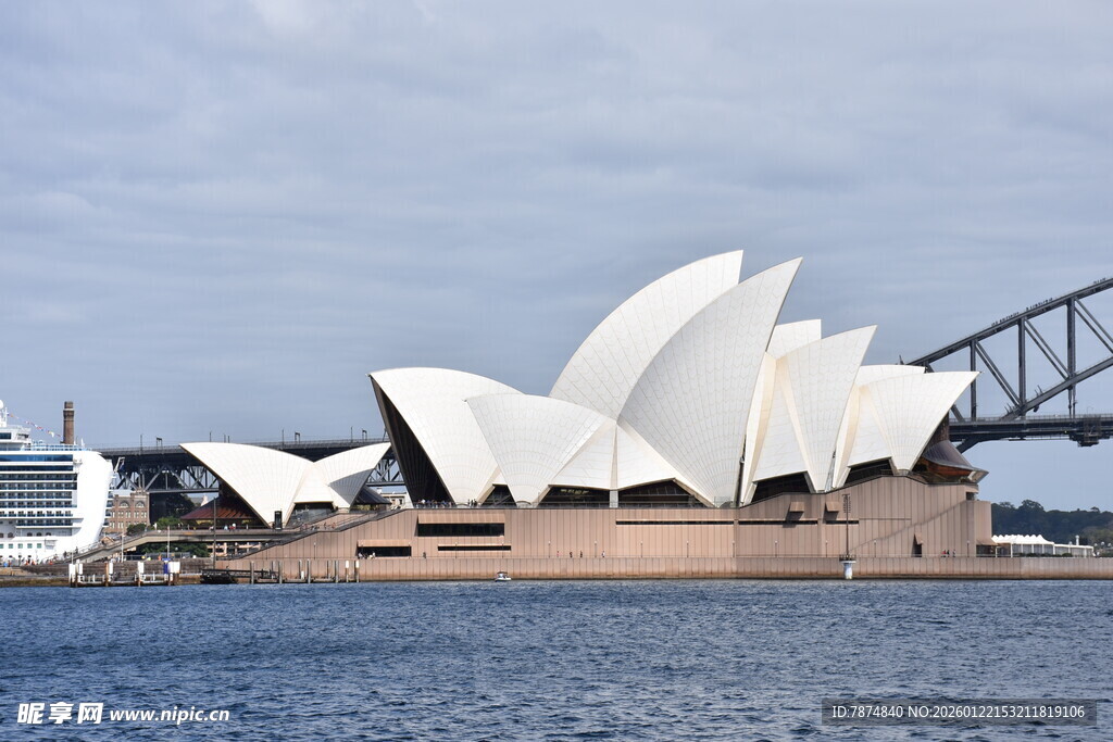 悉尼歌剧院海滨美丽景致
