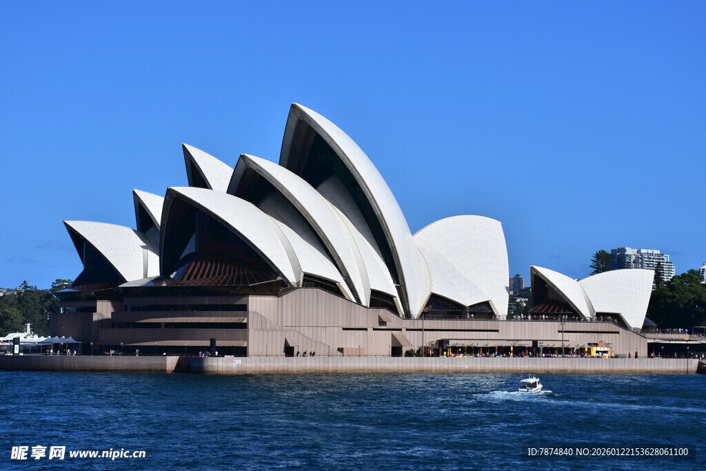 悉尼歌剧院的海上风光