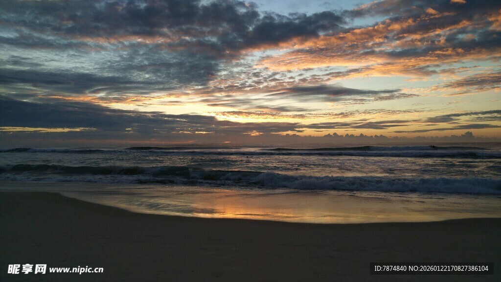 海边绚丽晚霞美景