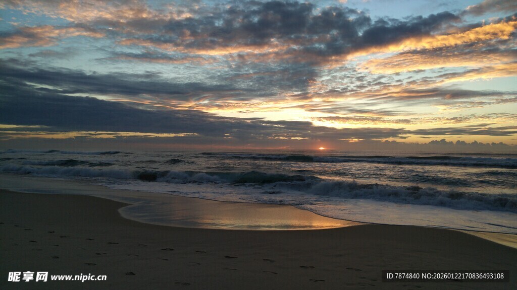 海边绚丽日落美景