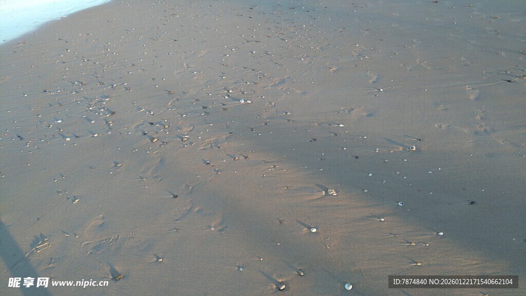 空中俯瞰广袤沙漠景象