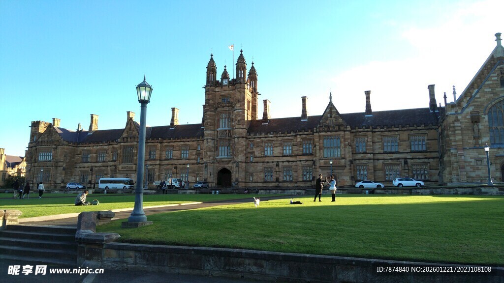 悉尼大学古老建筑景观