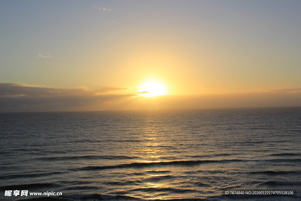 海上日出美景