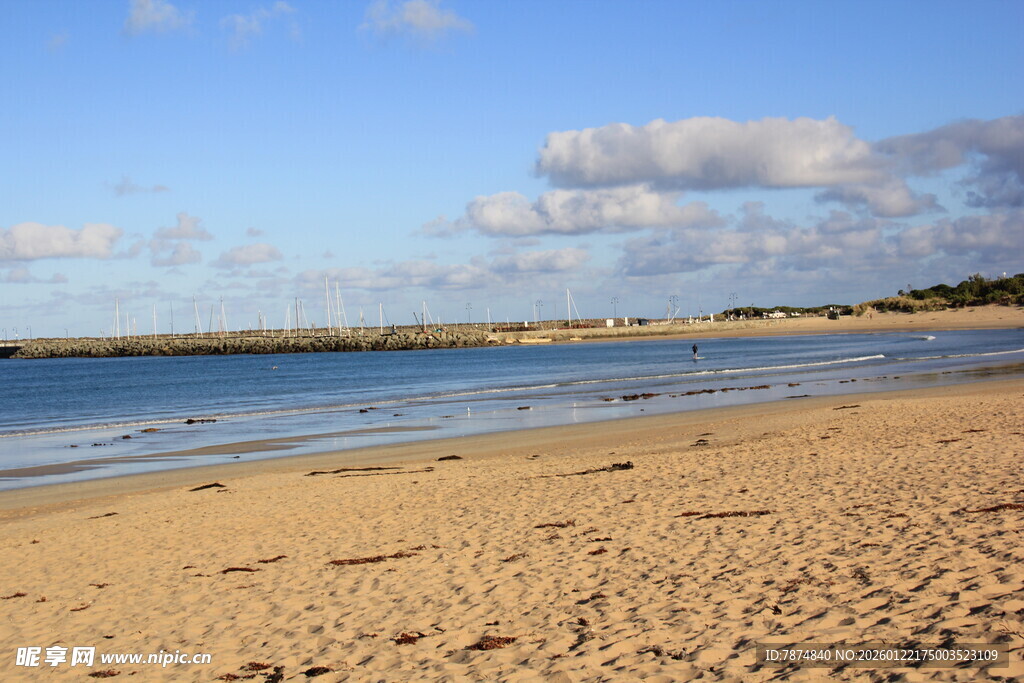 美丽沙滩与辽阔海景