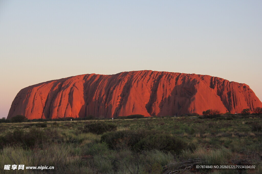 澳大利亚乌鲁鲁巨石景观