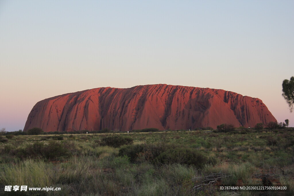 澳大利亚乌鲁鲁巨石景观