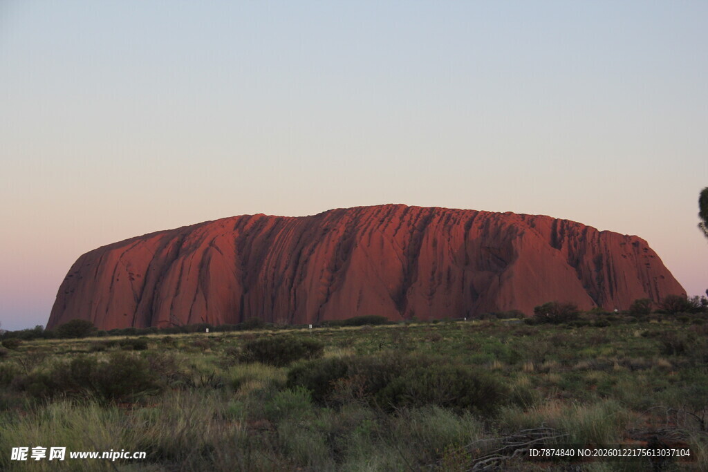 澳大利亚乌鲁鲁巨石景观