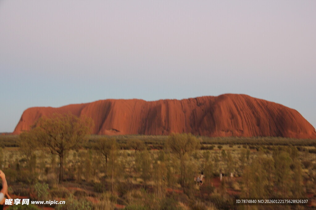 澳大利亚乌鲁鲁巨石景观