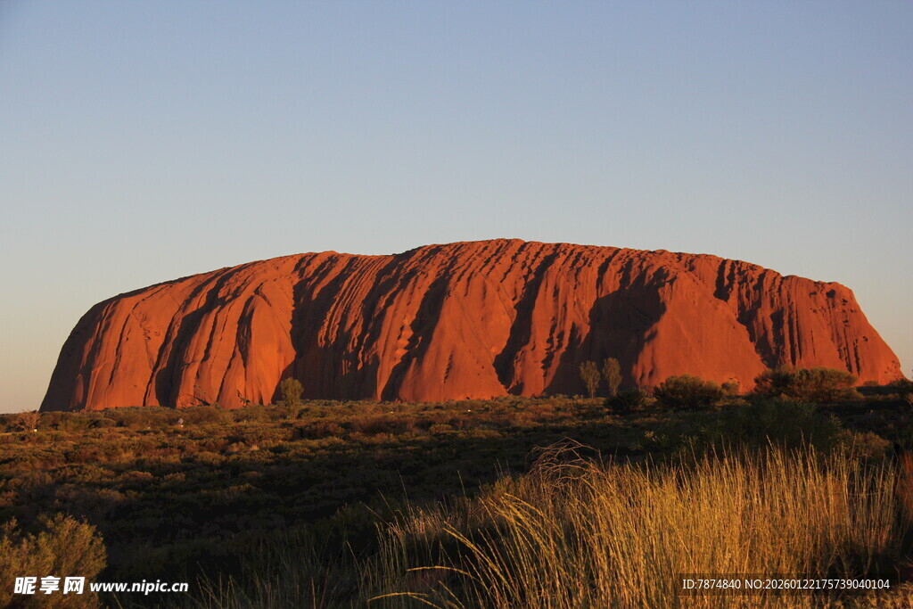 澳大利亚乌鲁鲁巨石景观