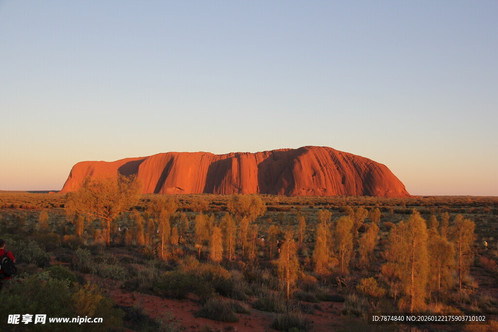 澳大利亚乌鲁鲁巨石景观