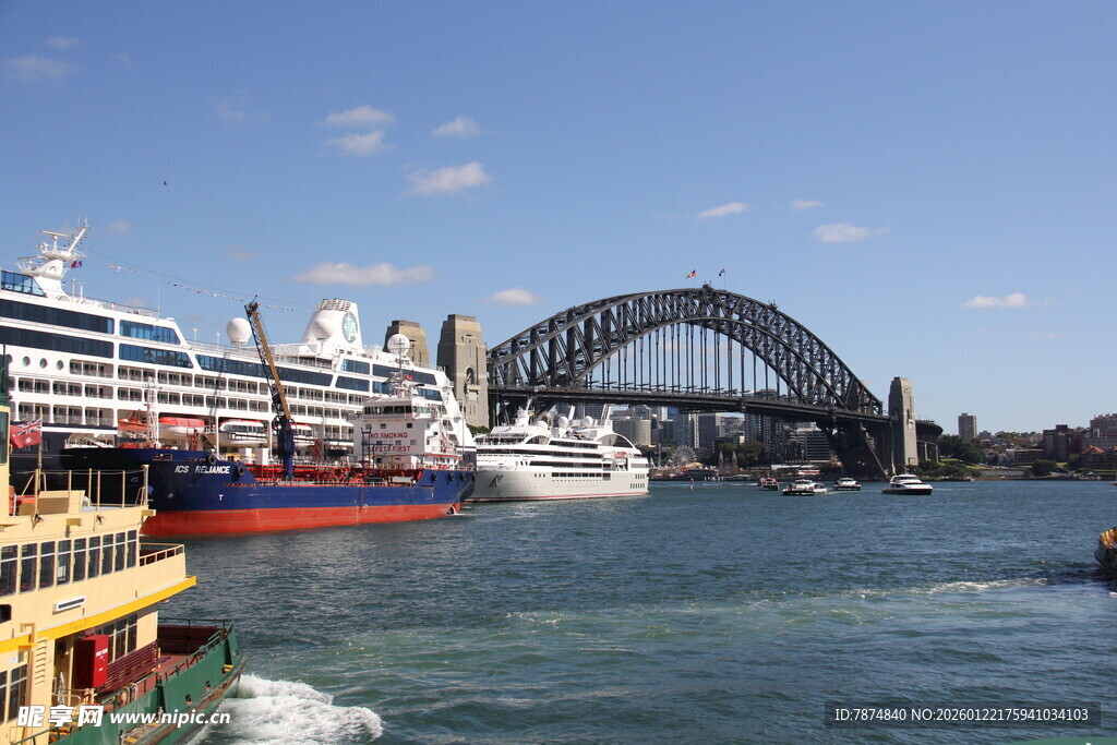 悉尼海港风光与船只