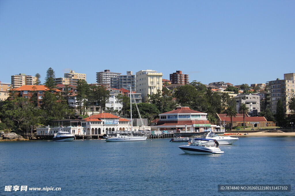 海滨城市美丽港湾景象