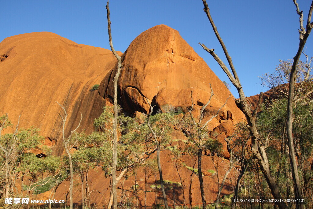 澳大利亚乌鲁鲁巨石景观