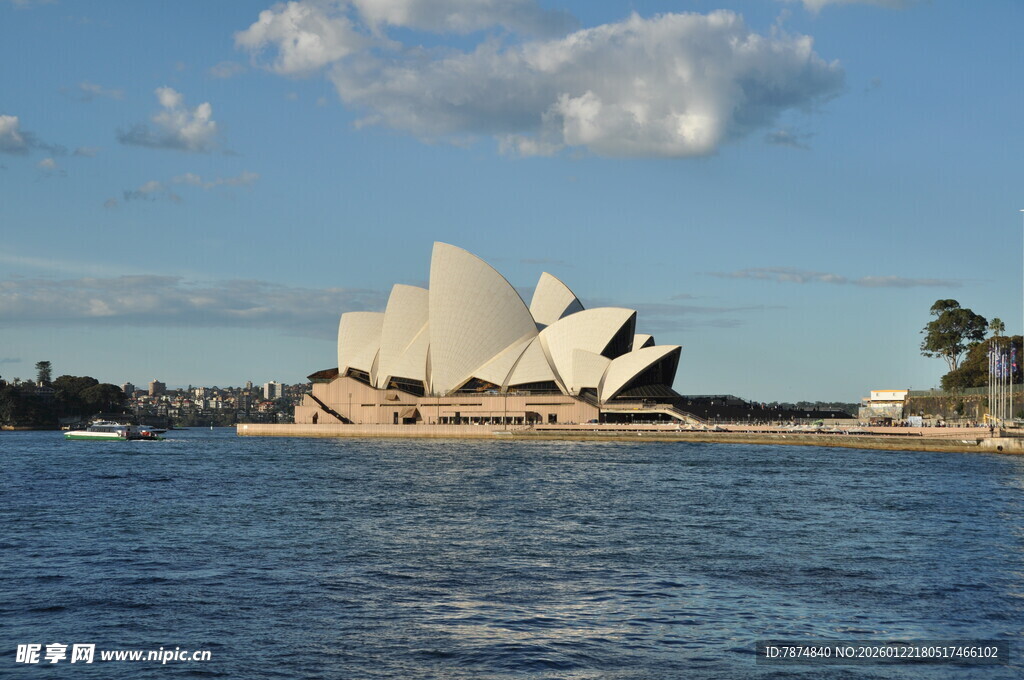 悉尼歌剧院海滨美丽风光