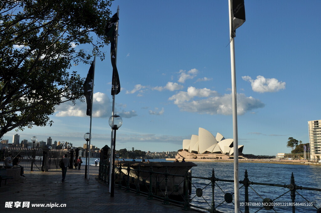 悉尼歌剧院海滨风光
