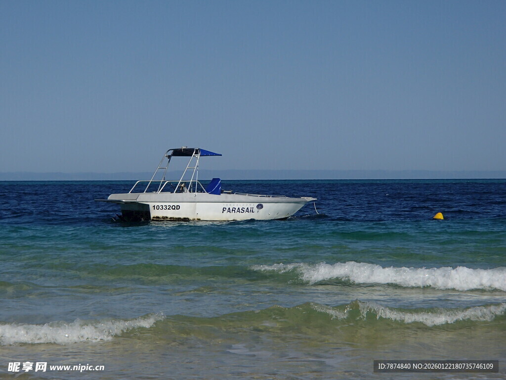 海上游艇 畅享碧海蓝天