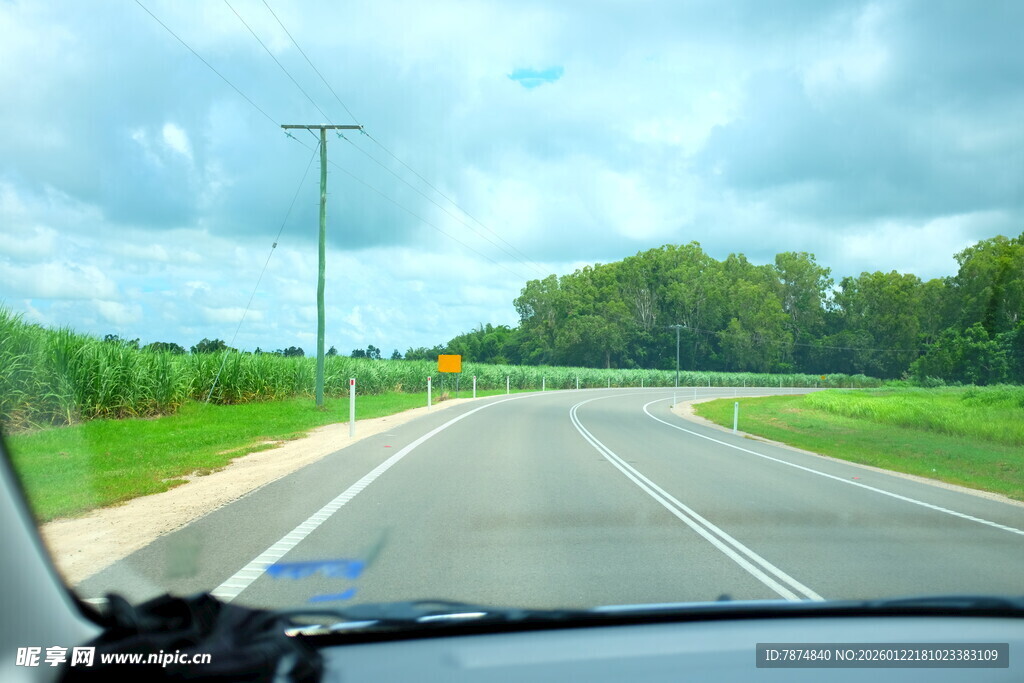 公路驾驶视角风景