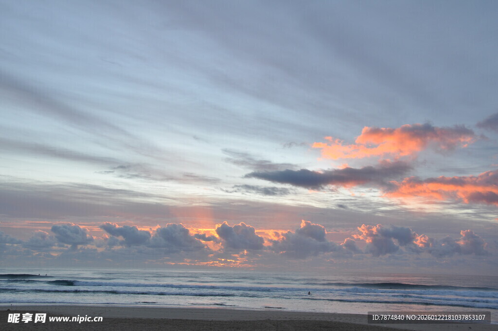 海边绚丽晚霞美景