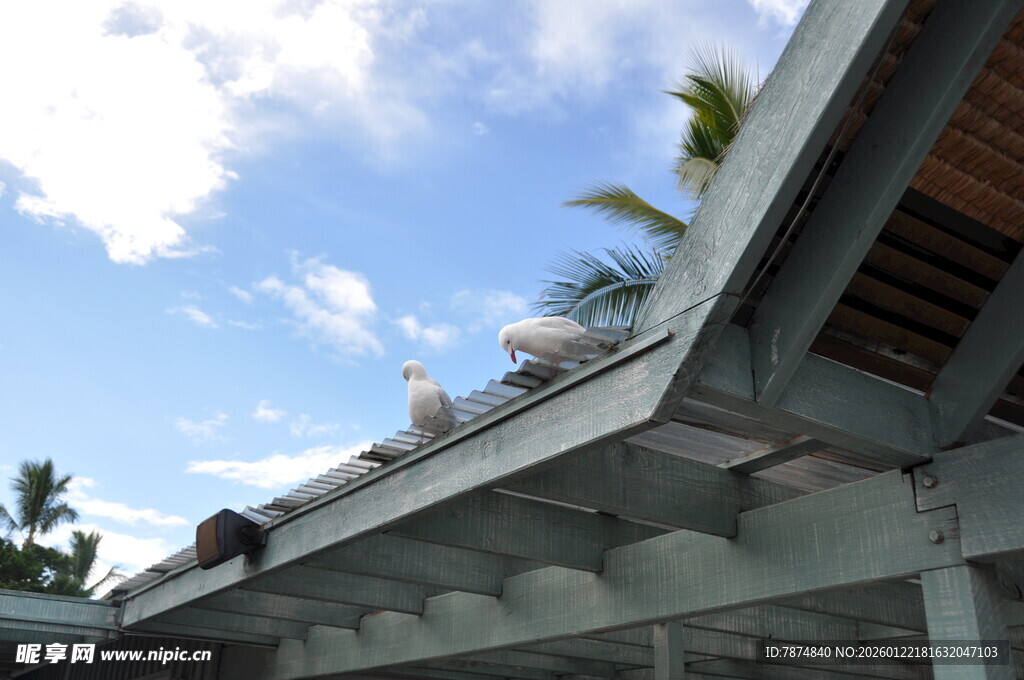 现代风格露台建筑一角