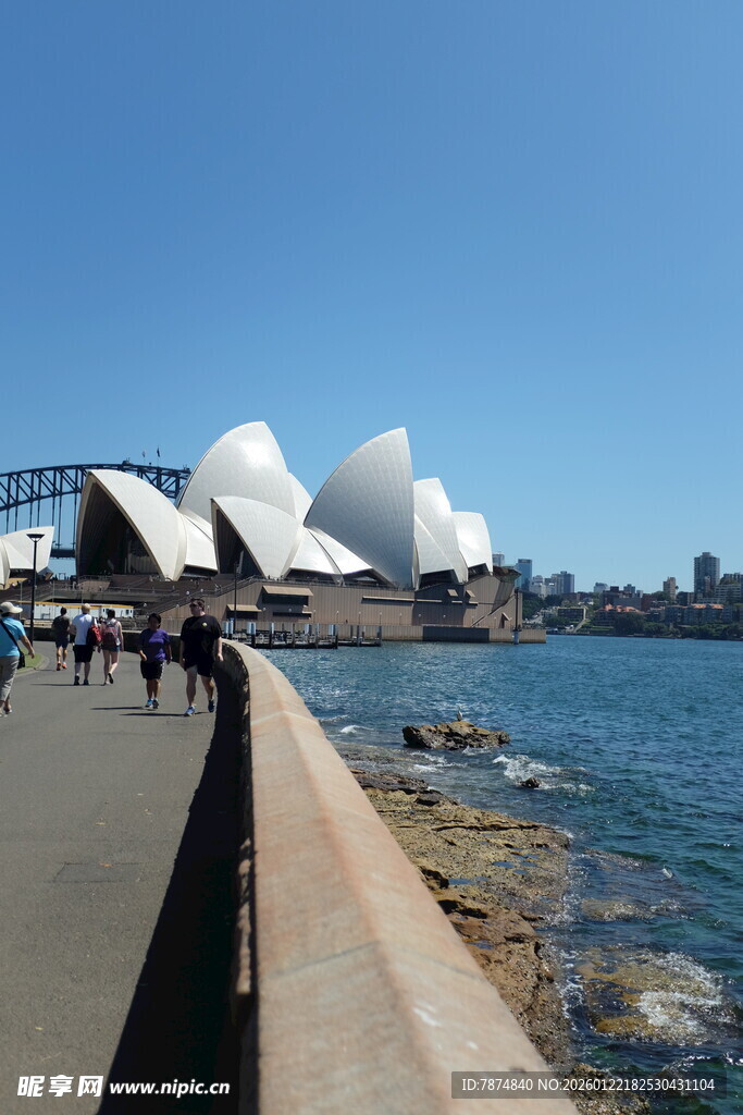 悉尼歌剧院海滨风光