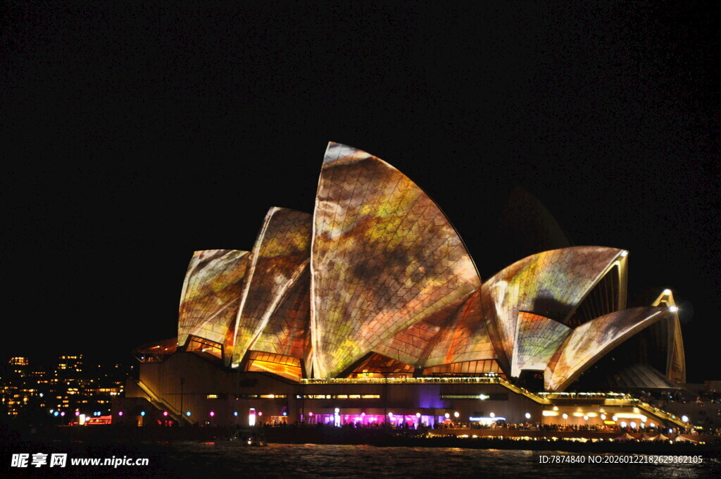 悉尼歌剧院夜景璀璨
